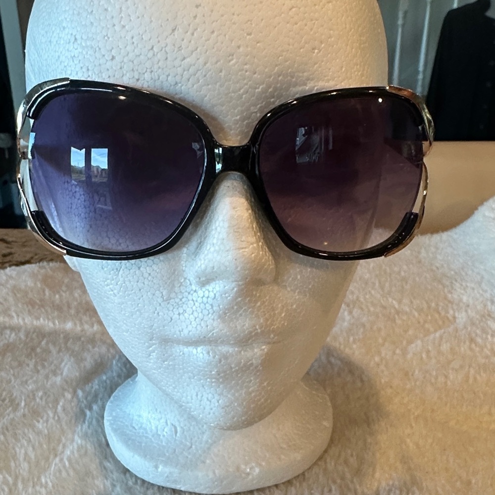 Fashion sunglasses wig gold rim